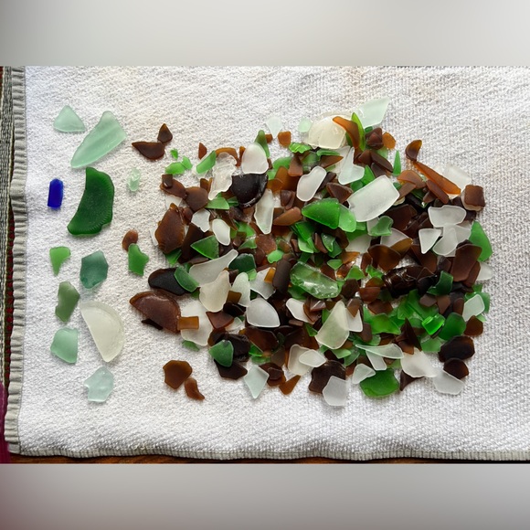 Assorted Sea Glass Collection from Palm Beach. 2-pound bag. - Picture 5 of 5